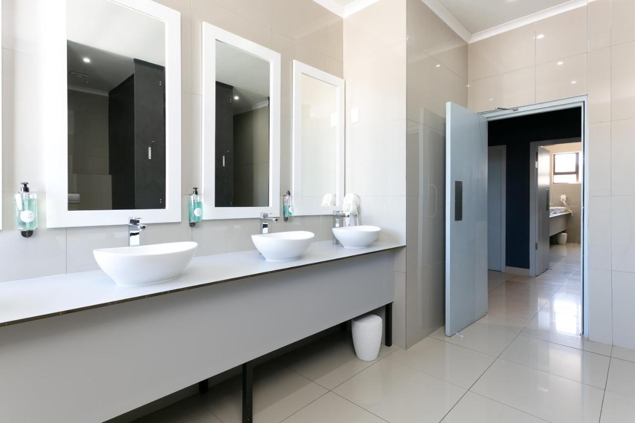 Zzzone Boutique Hostel Hermanus Dış mekan fotoğraf
