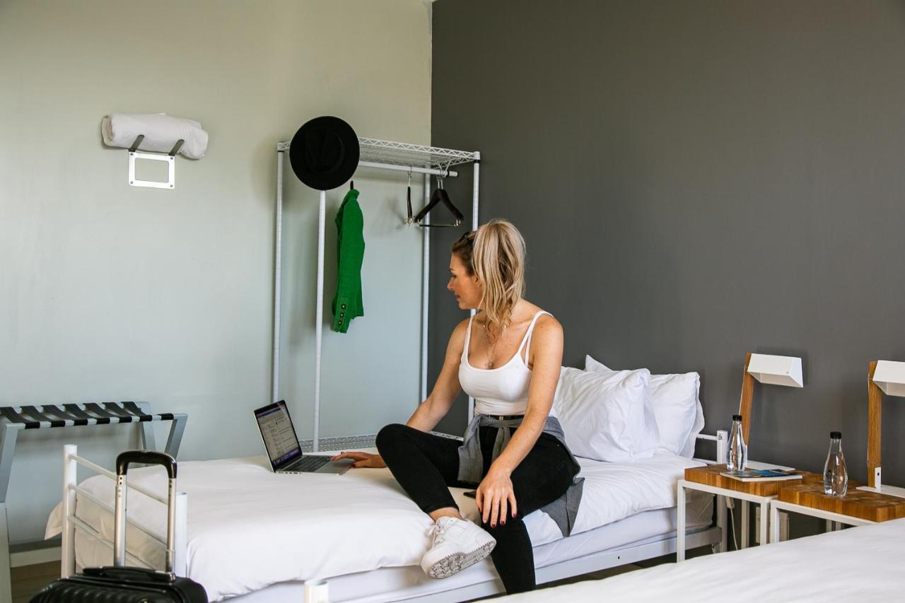 Zzzone Boutique Hostel Hermanus Dış mekan fotoğraf