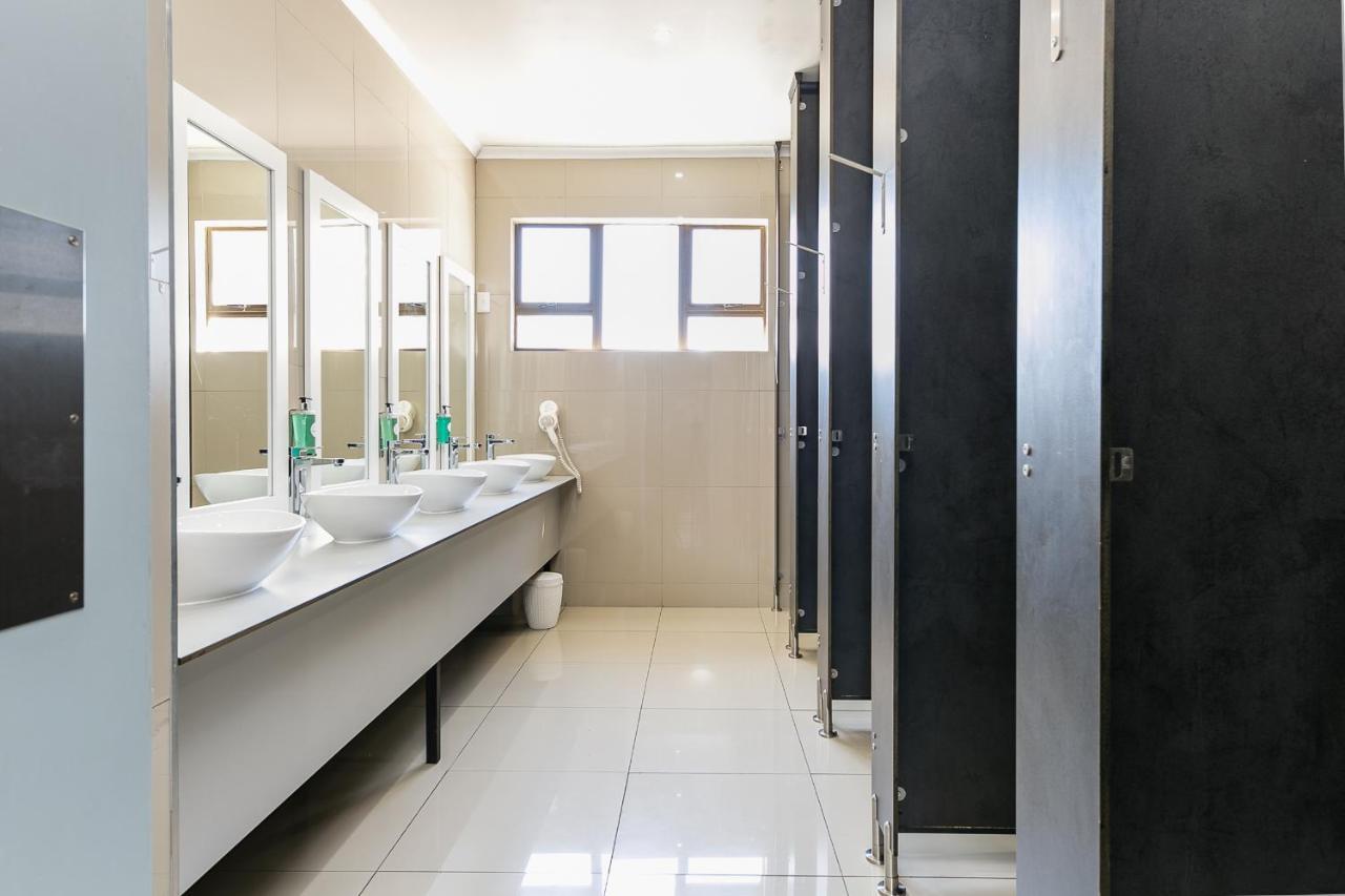 Zzzone Boutique Hostel Hermanus Dış mekan fotoğraf